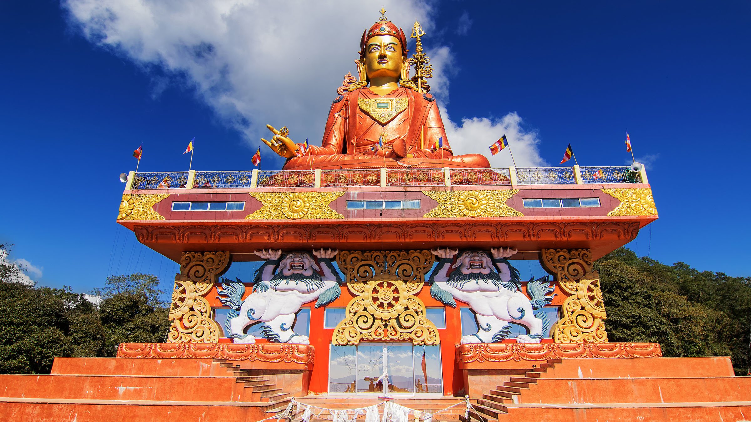 paisajes de la India Estatua de Padmasambhava Samdruptse